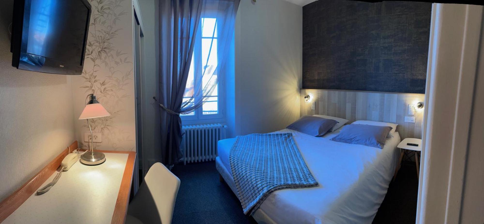 Hôtel Gambetta Lons-le-Saunier Exteriör bild